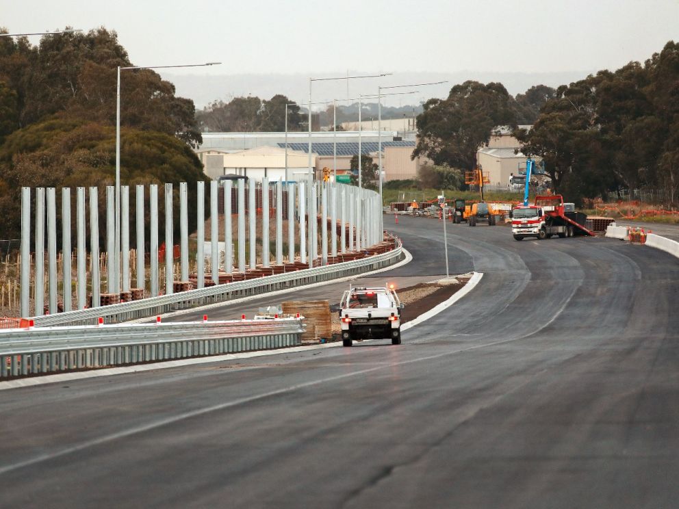 Asphalting progress at the Centre Dandenong Road entry ramp