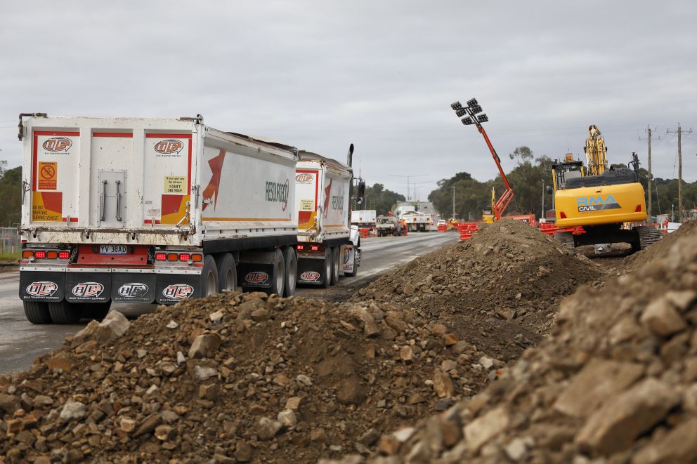 Earthworks taking place during the closure on Western Port Highway