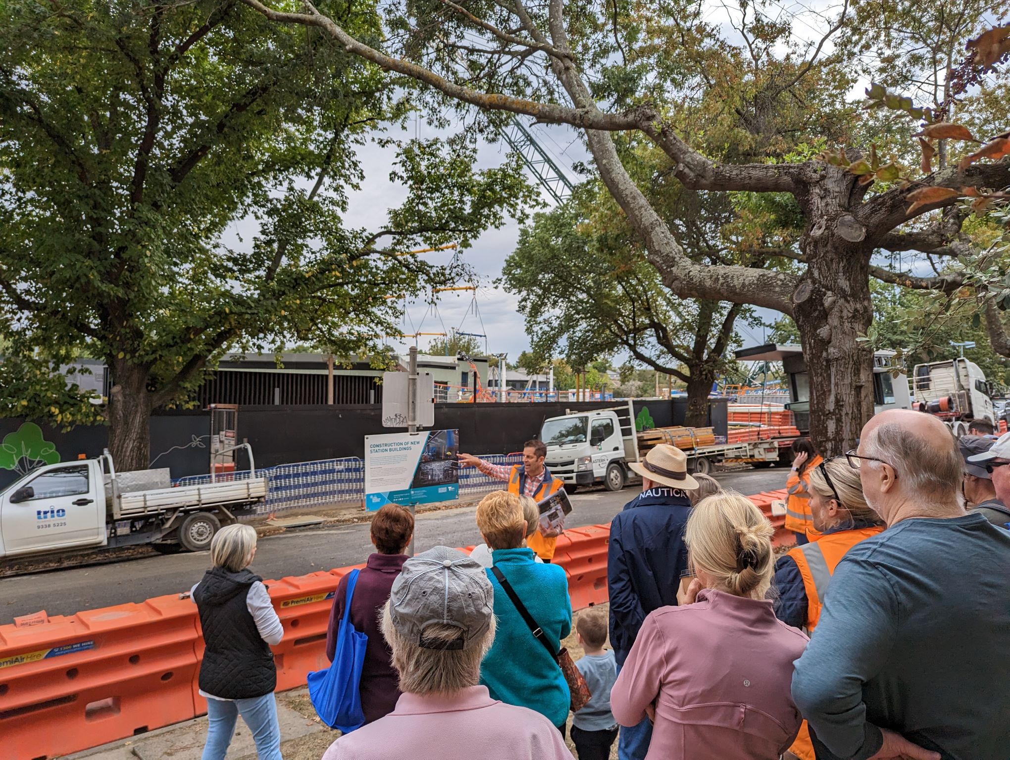 Guided walking tour in Mont Albert and Surrey Hills.