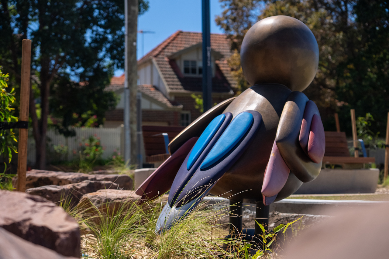 King Parrot sculpture detail at Montrose Street pocket park
