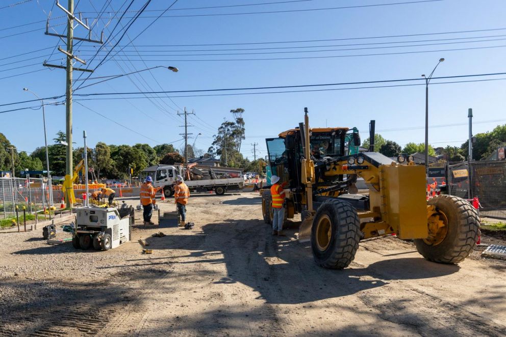 Works on Clyde Street to construct kerb channel and road surface