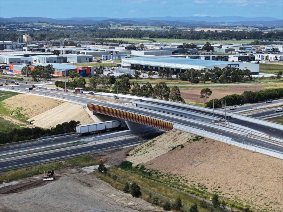 November 2024- Traffic now travels on two bridges over the Princes Freeway