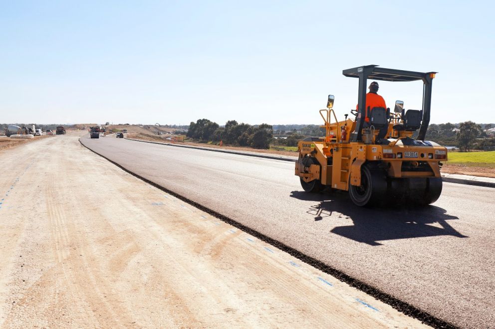 Asphalting works between Governor Road and Bowen Parkway 