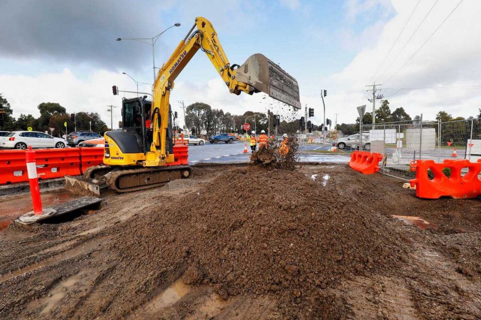 Building the foundation layers at the Narre Warren North Road and Ernst Wanke intersection