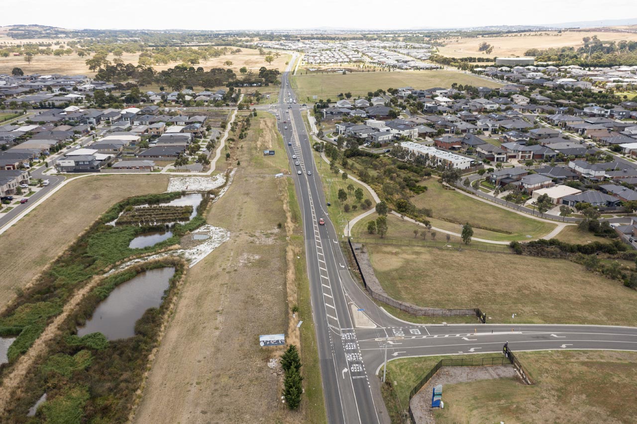 Aitken College and Mickleham Road intersection
