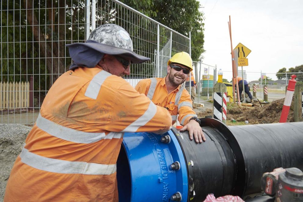 Installing a valve to the watermain network on Hall Road at McCormicks