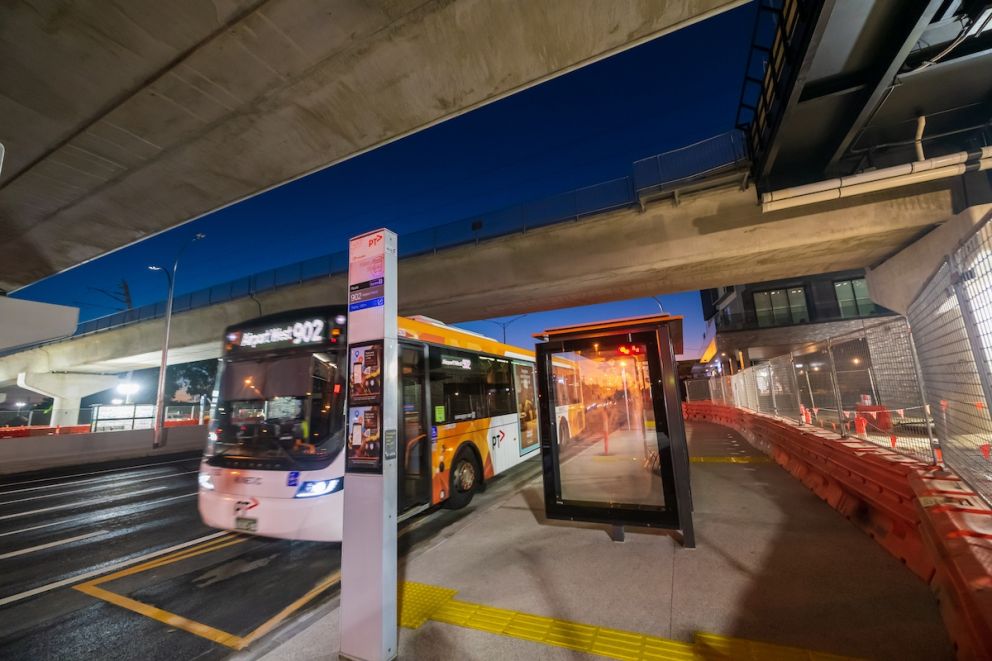 The 902 bus stop at Keon Parade