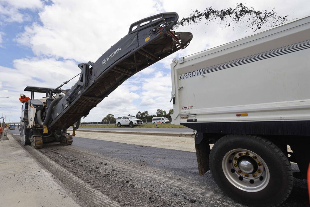 December 2023- Asphalting works on the Princes Freeway as part of building the new lanes