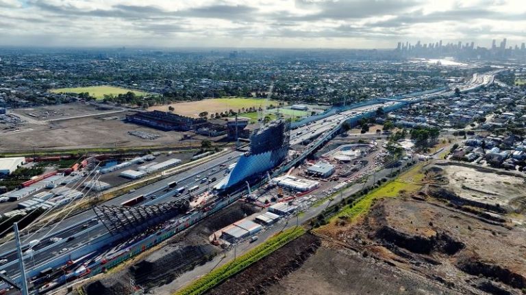West Gate Freeway outbound closures – one hour delays expected while massive crane is removed