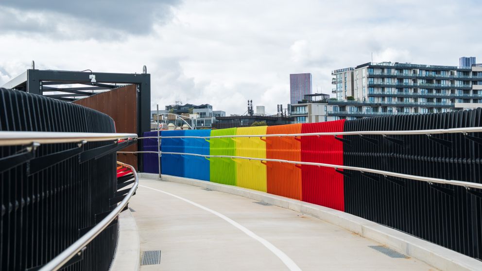 Walking and cycling bridge at Dynon Road towards North Melbourne Station