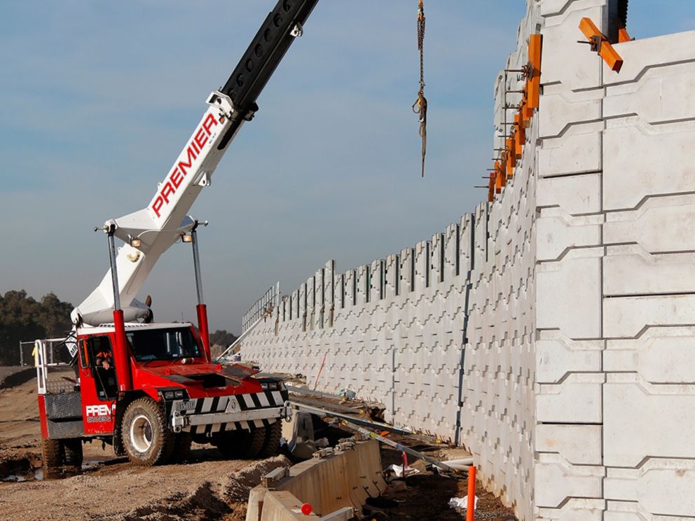 Continuing to build the bridge retaining wall at Lower Dandenong Road - June 2020