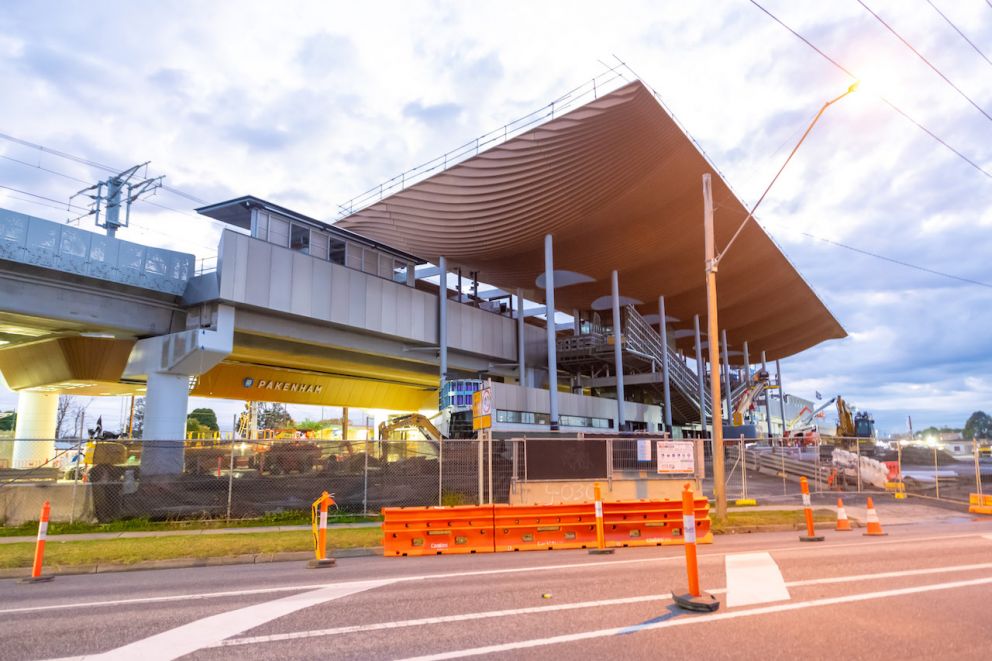 Pakenham Station entry and roof