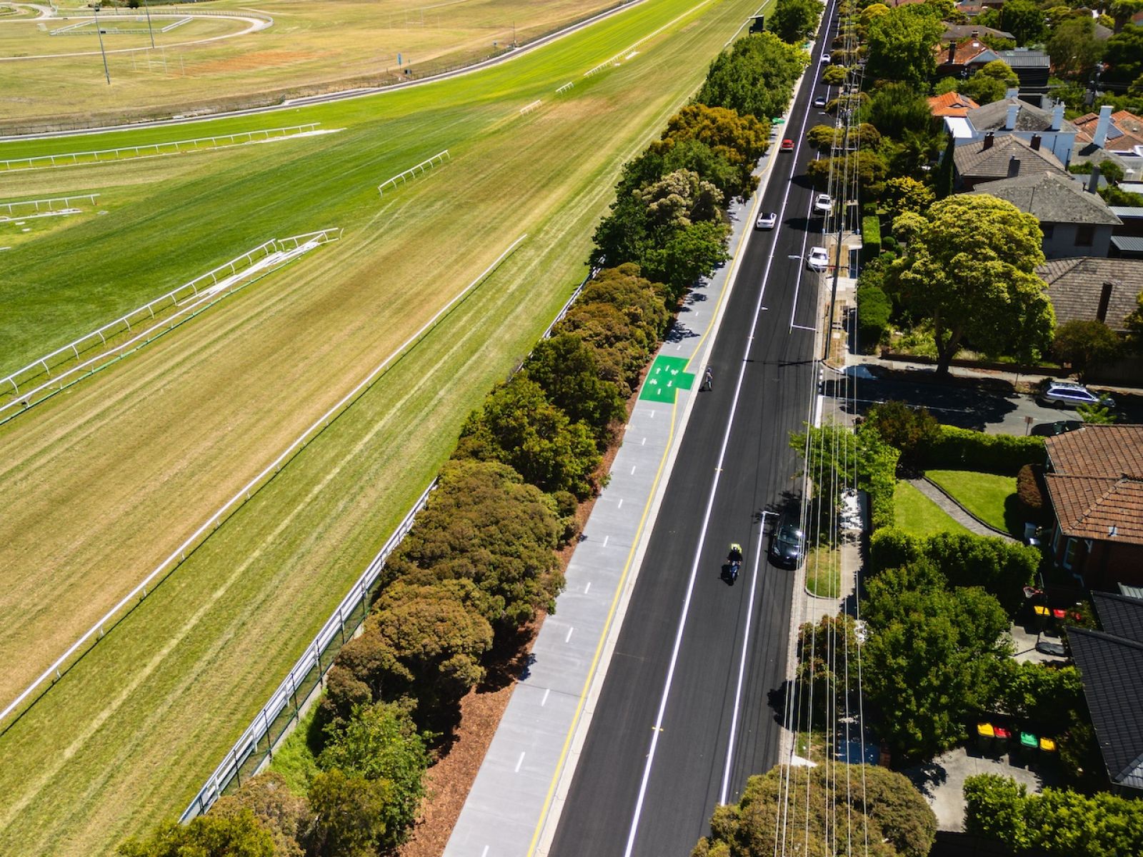 The new Copenhagen-style bicycle lane connecting Caulfield and Glen Huntly station