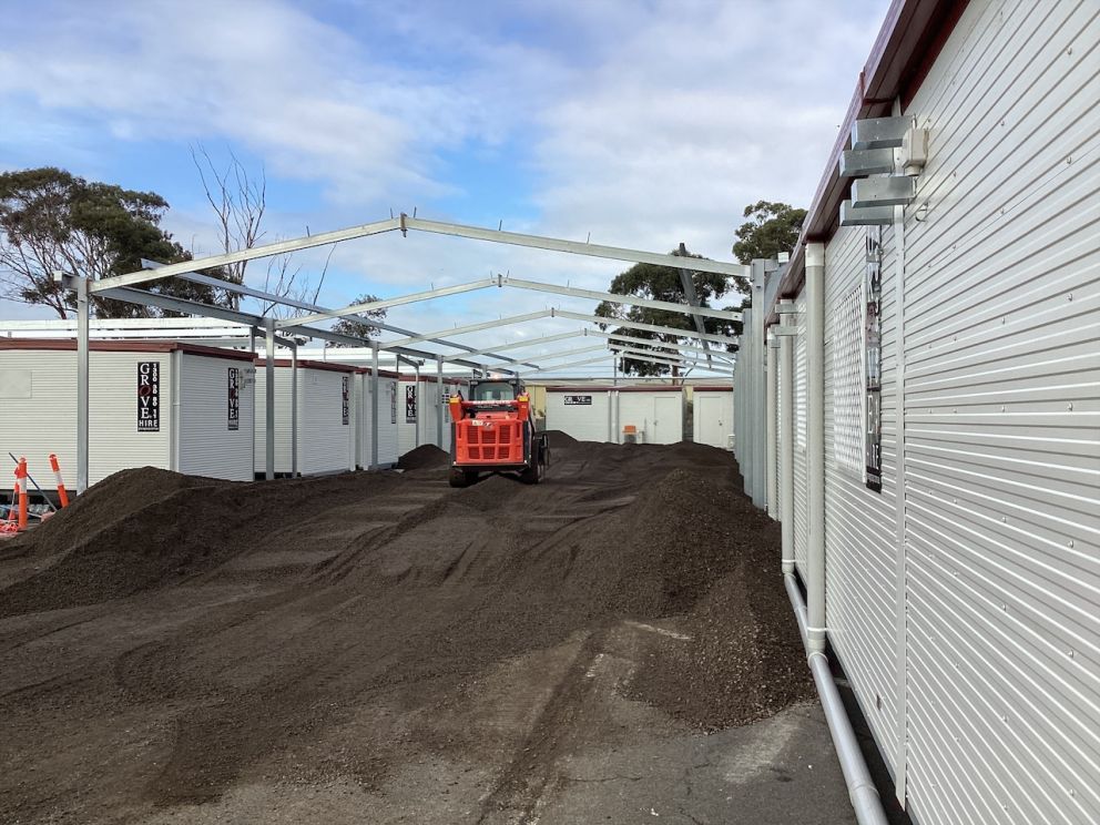 Setting up site offices at Maidstone Street