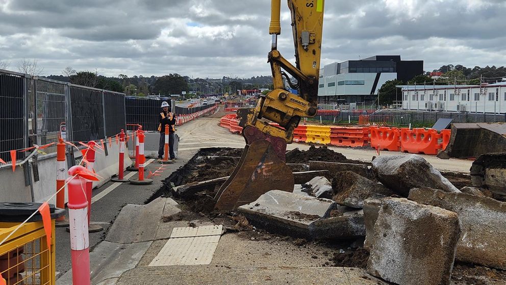 Traffic island removal on the Princes Freeway ramp