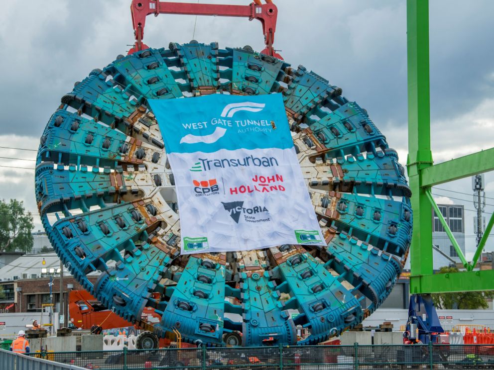 Close up of TBM Bella cutterhead being lifted