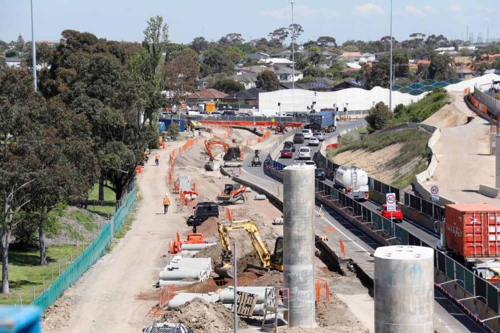 Williamstown Road out-bound exit ramp works.