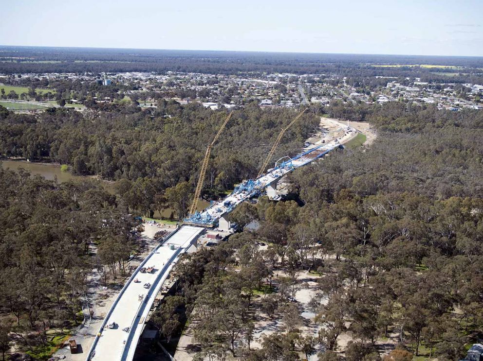 Final works being complete to bridge the gap across the Murray River 