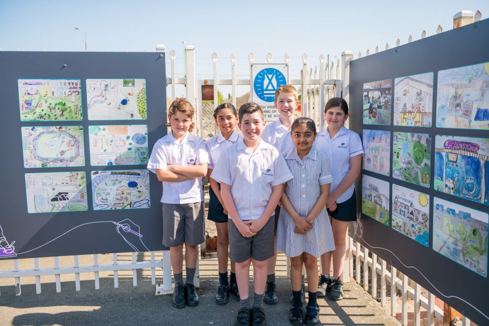 Beaconhills College students - Briana, Alliyah, Flynn, Zac, Luka and Daisy