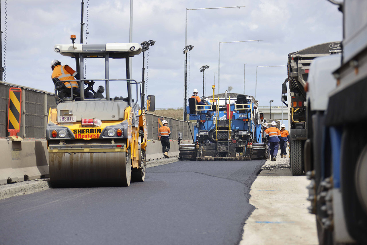 Aerial view of the new McGregor Road freeway ramp and new asphalt on the Princes Freeway.