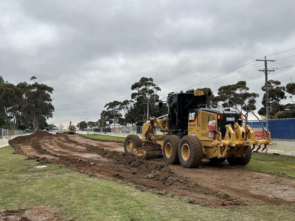 Works underway to build the temp diversion road