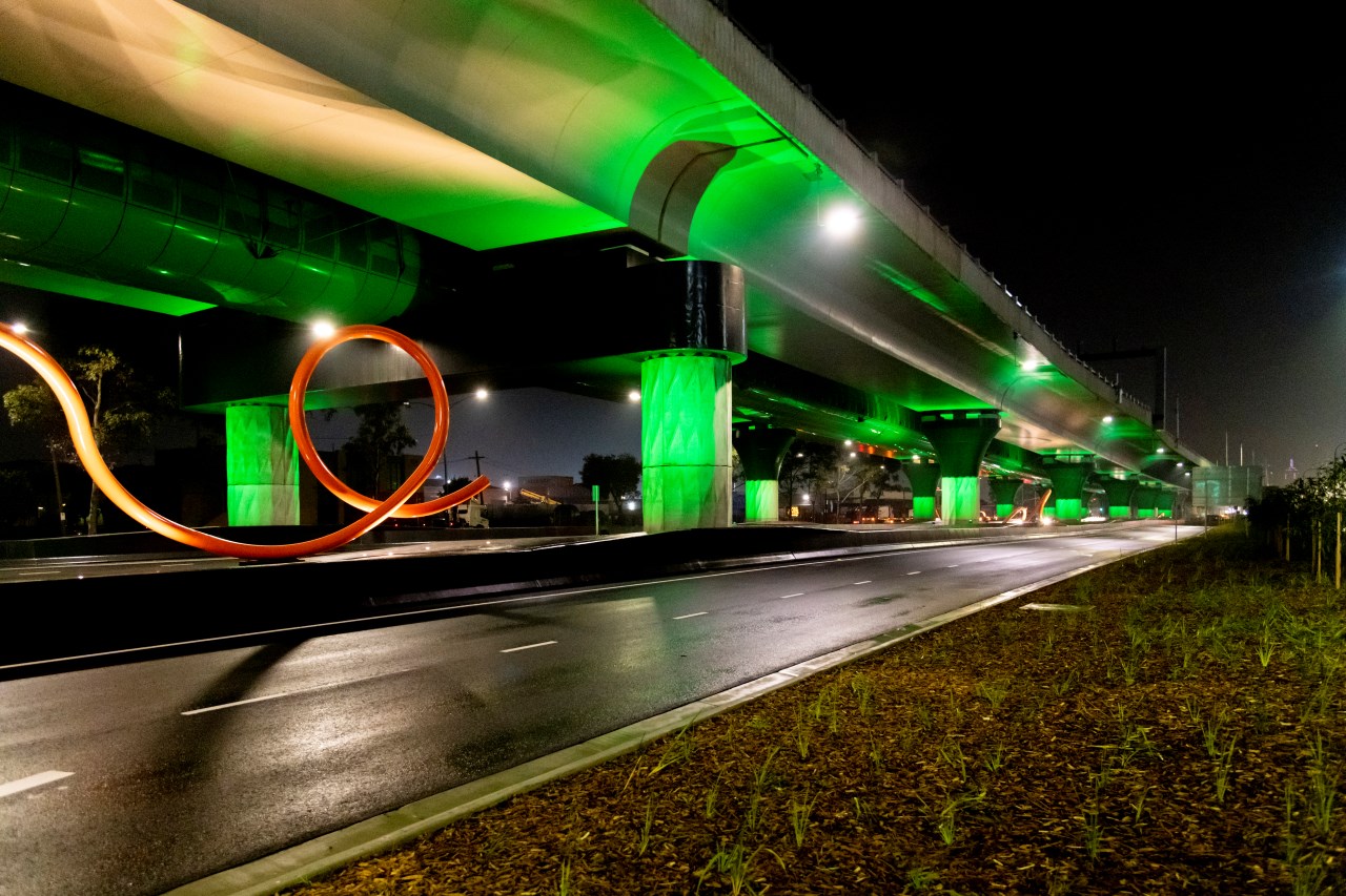 Lighting features at Footscray Road