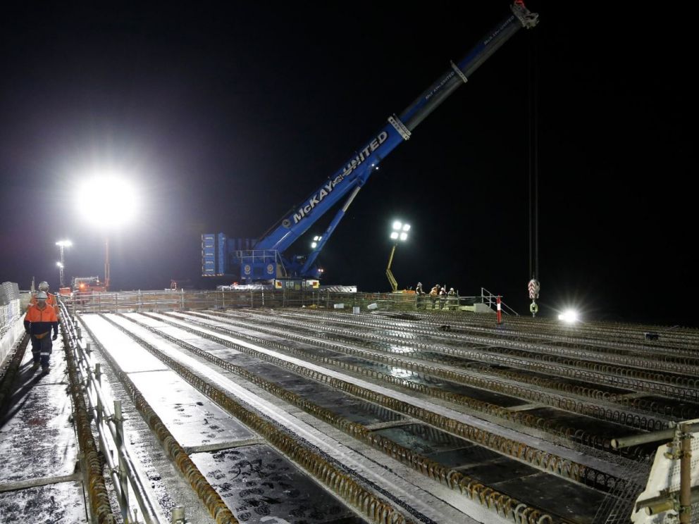 Lifting the beams into place for the bridge over Centre Dandenong Road.