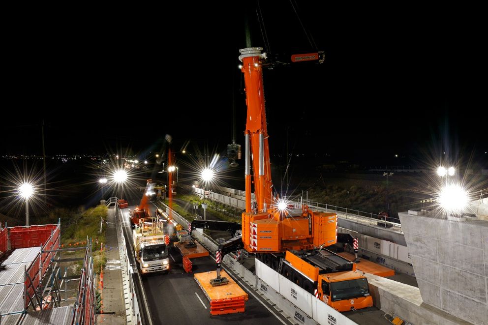 A 750 tonne crane being set up to complete works on the new freeway interchange