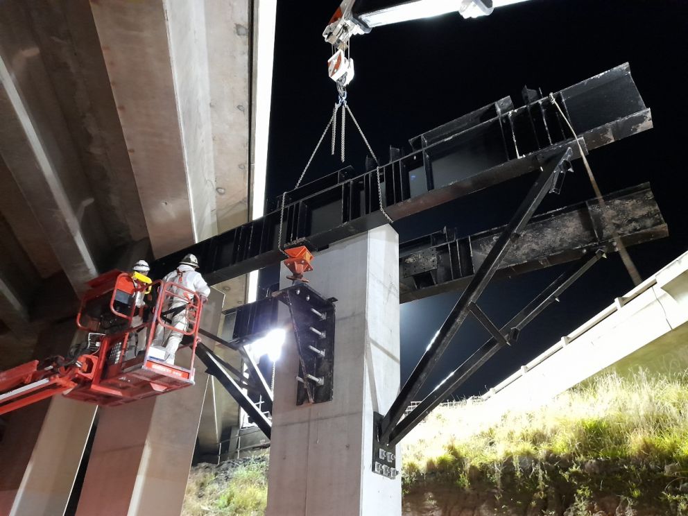 A temporary beam support pier at the Ferntree Gully Road bridge 