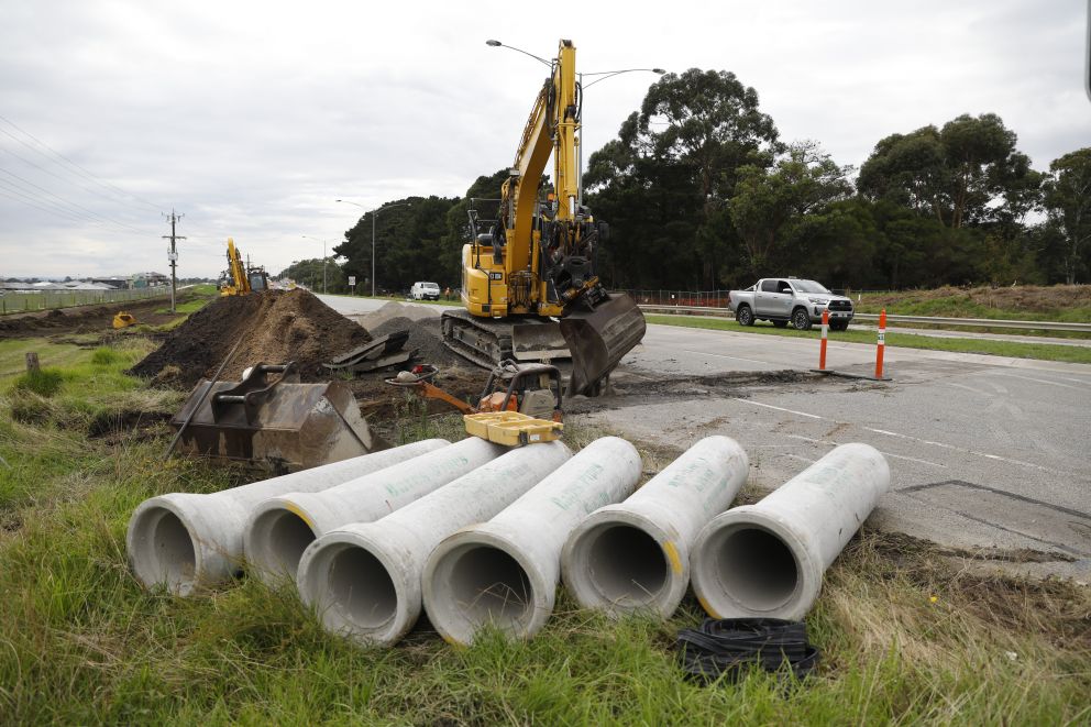 Drainage works taking place during the closure on Western Port Highway