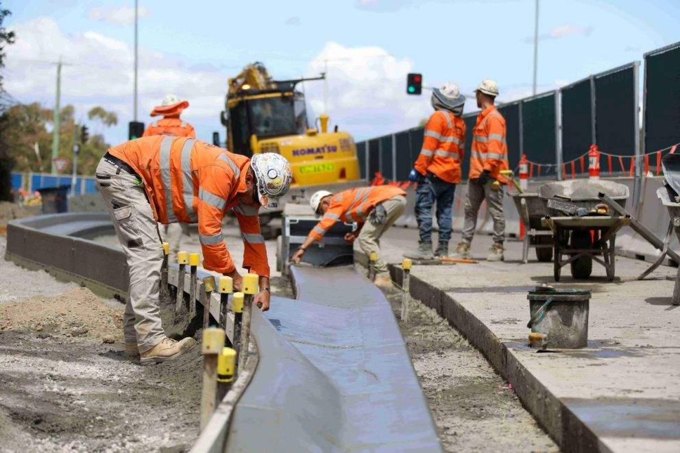 Building new bus stops and kerbs on Narre Warren North Road