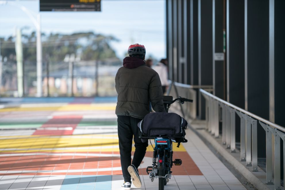 Hoppers Crossing Station pedestrian and cyclist overpass artwork