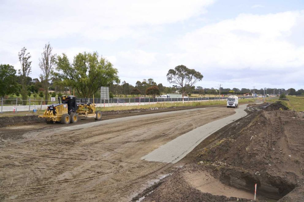 Works to build the new eastbound lanes on Hall Road, near the Western Port Highway intersection