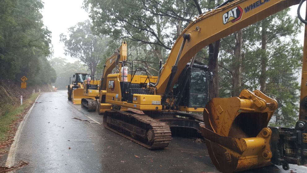 Bogong High Plains Road landslip machinery 3 February 