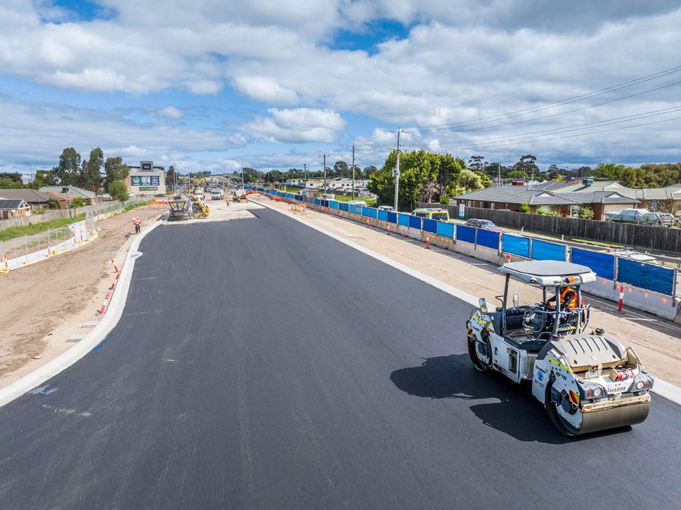 Asphalting on Narre Warren-Cranbourne Road between Brindalee Place and Linsell Boulevard