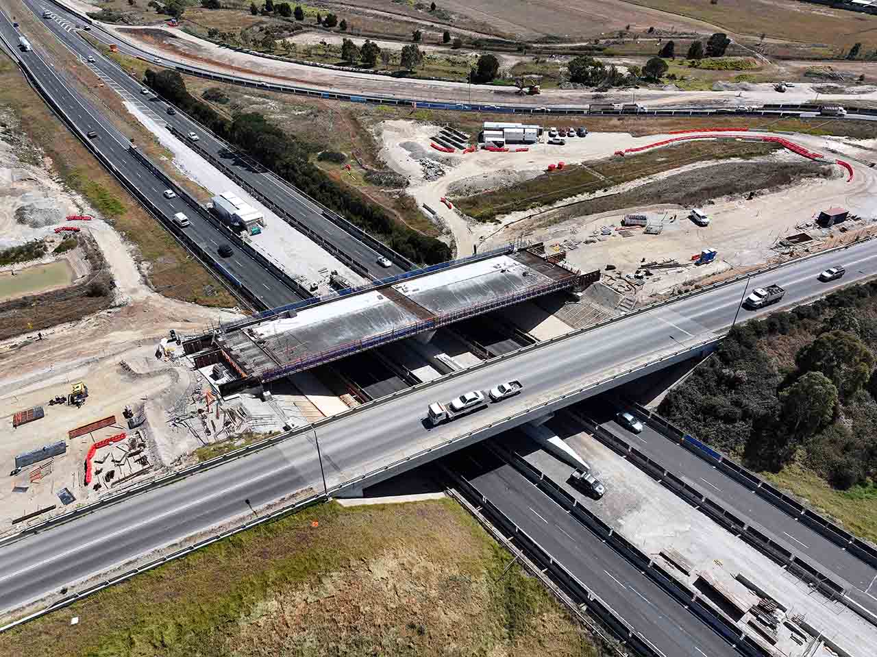 Pakenham Roads Upgrade construction April 2024