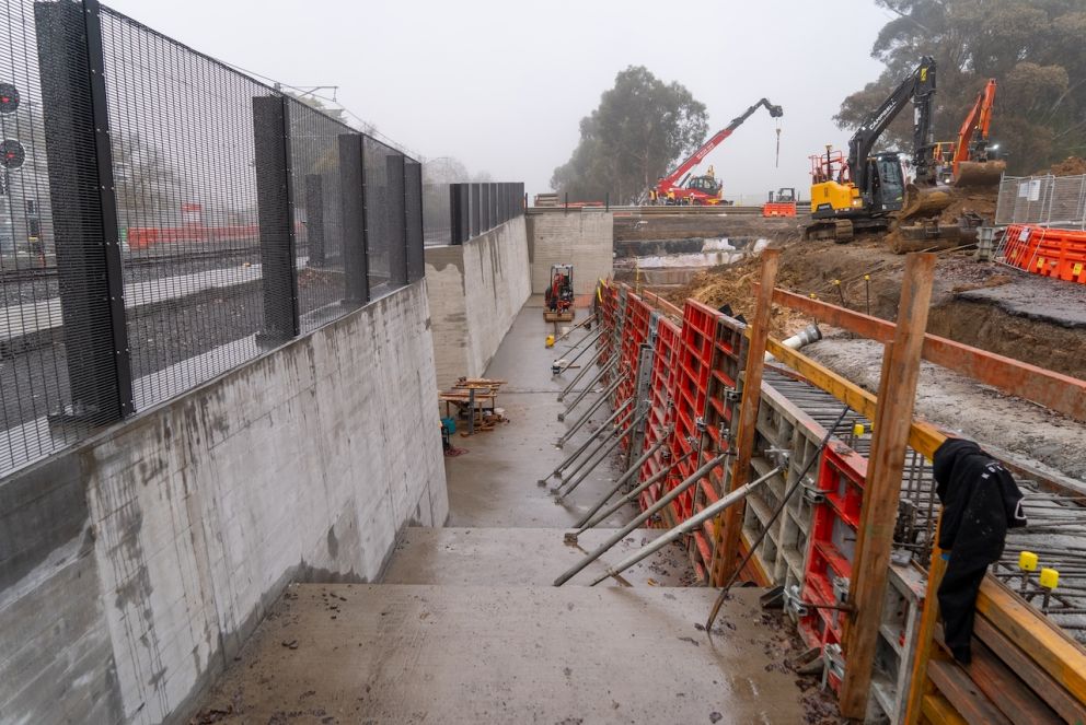 July 2024 – Stairs down to the new underpass from Cave Hill Road