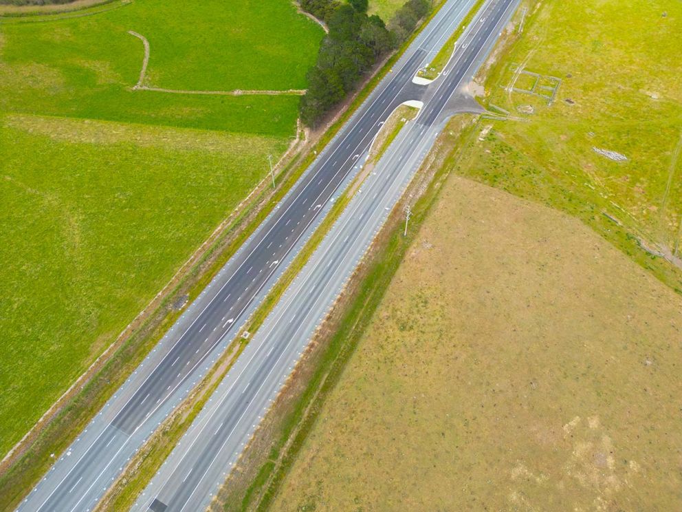 Over 5km of duplicated road is now open from east of Maffra-Rosedale Road to Velore Road