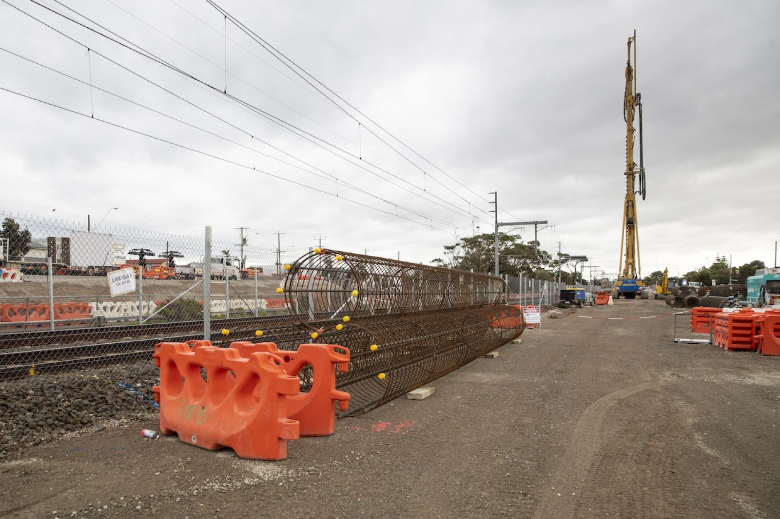Each pile requires approximately 36 cubic metres of concrete, delivered by up to seven concrete trucks per pile. (36 cubic metres of concrete weighs about the same as 14 African elephants)