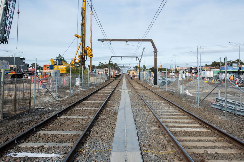 Mernda line new modified overheads station gone