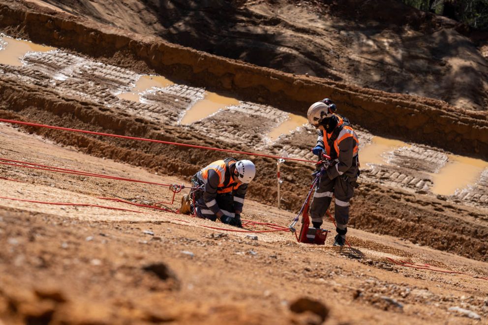 Specialist crews attaching anti-erosion mesh to the exposed areas of the Bogong High Plains Rdlandslip