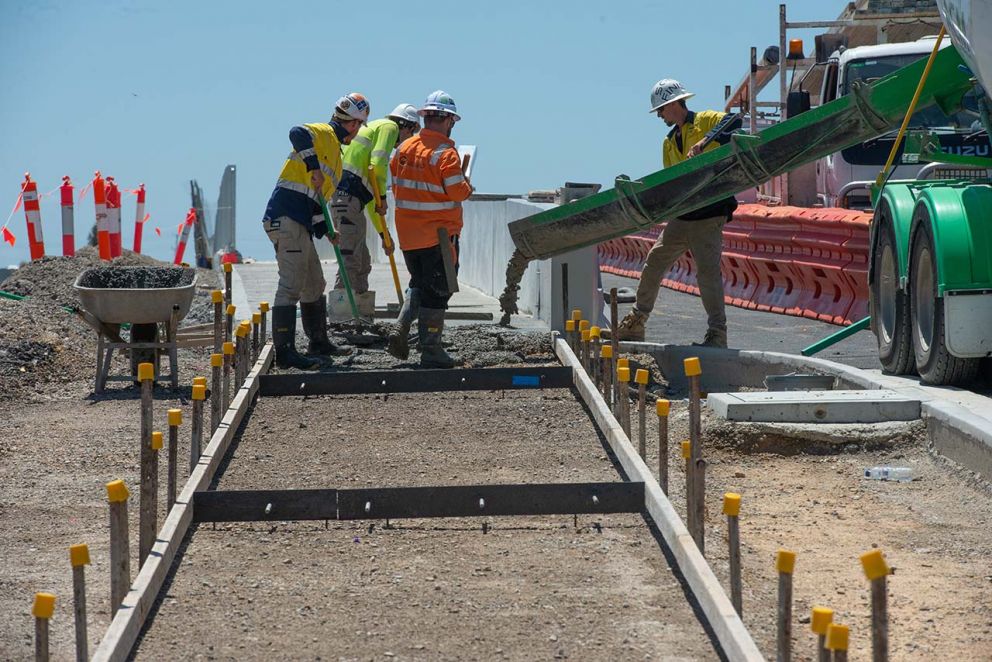 To improve active travel, we’ve built more than  2.7 kilometres of shared walking and cycling paths  and connected Frankston-Dandenong and Lathams  roads into the Peninsula Link Trail. 