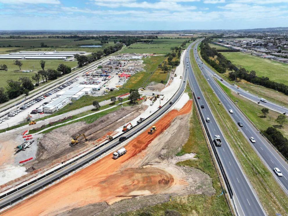 November 2024- Works continue to widen the McGregor Road citybound entry ramp