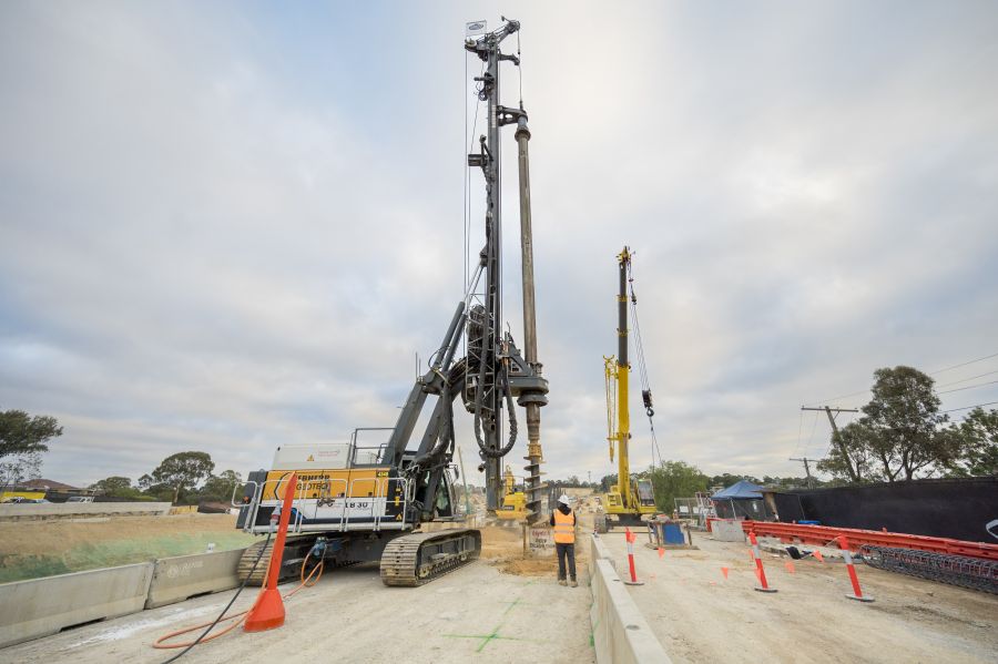 Electric piling rig 