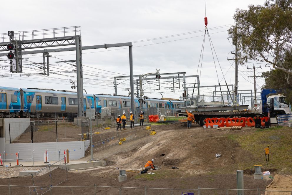 Construction at Webster Street level crossing
