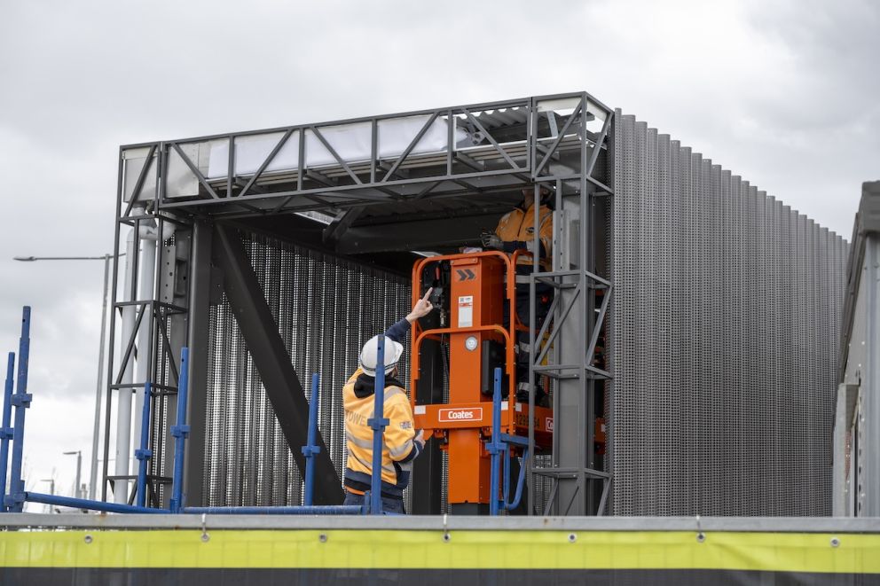 Ballarat Station pedestrian overpass works