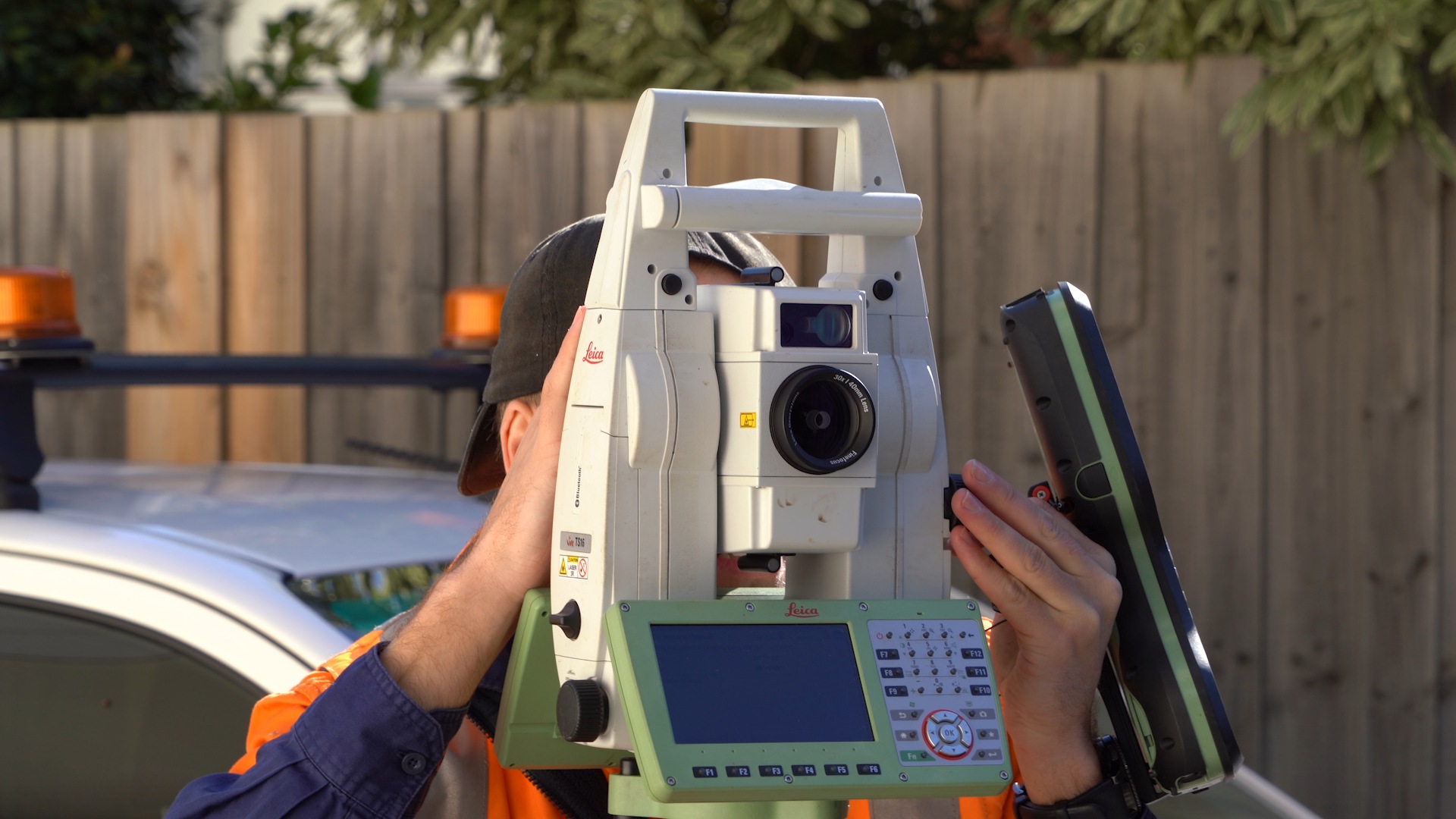 SRL worker laser scanning area