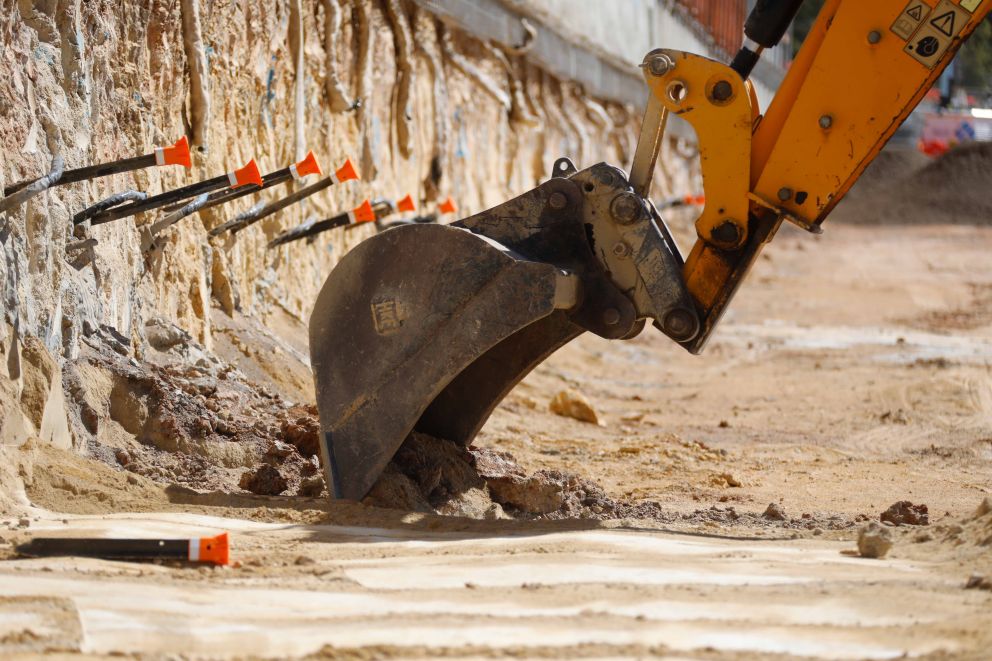 Digging next row at soil nail retaining wall on Hallam North and Heatherton Road Upgrade