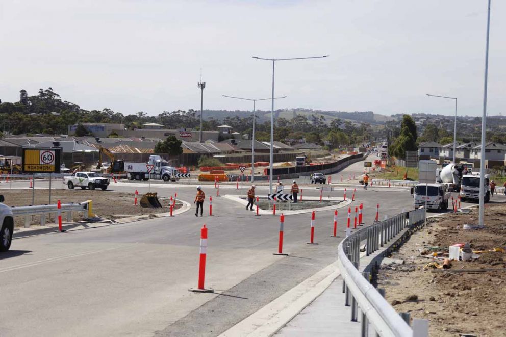 A view of the freeway roundabout from the McGregor Road freeway bridge.