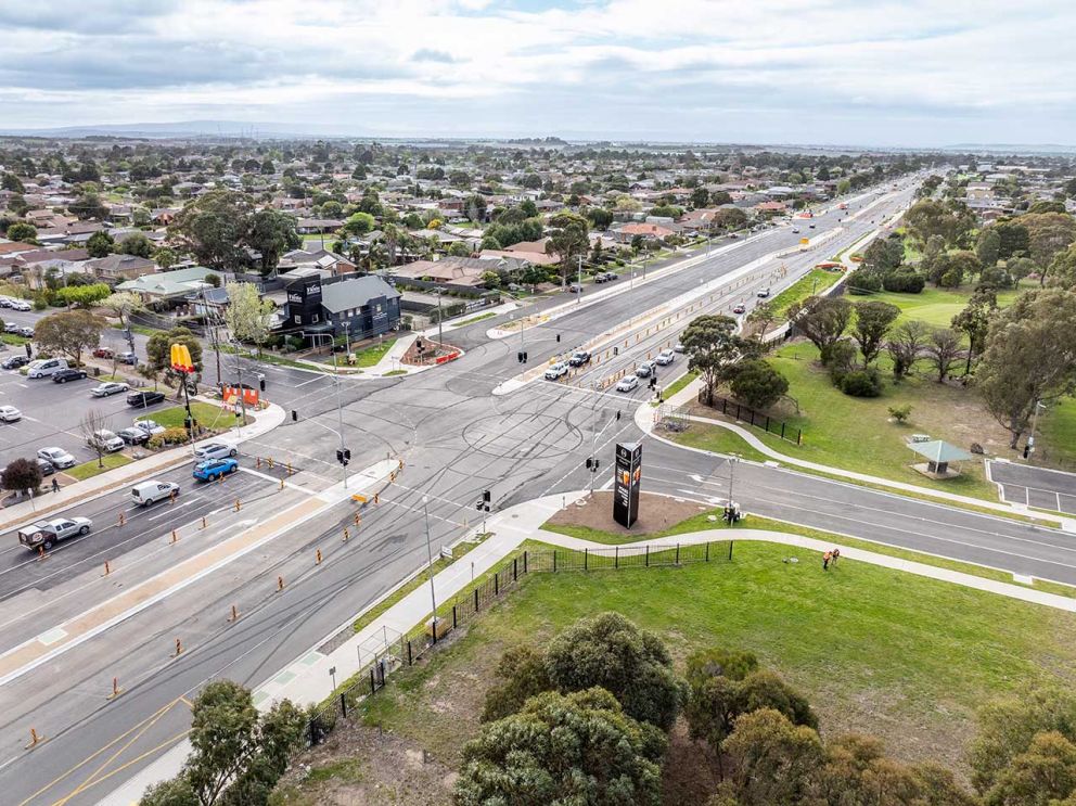 New traffic lights at Dorchester Street and Cimberwood Drive